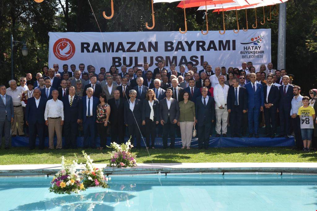 HATAY'DA GELENEKSEL BAYRAMLAŞMA...