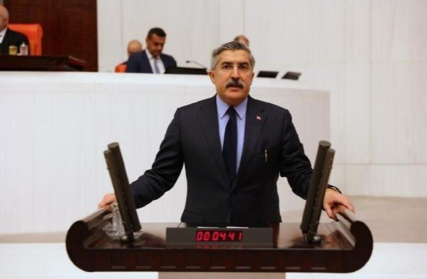 AK PARTİLİ YAYMAN:MİLLETİMİZİN HİZMETİNDEYİZ!