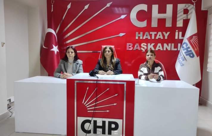 CHP'Lİ KADINLAR:KADIN CİNAYETLERİ POLİTİKTİR!