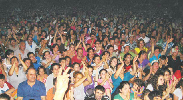 FESTİVALDE SAHNE ALACAK ÜNLÜ İSİMLER BELLİ OLDU!