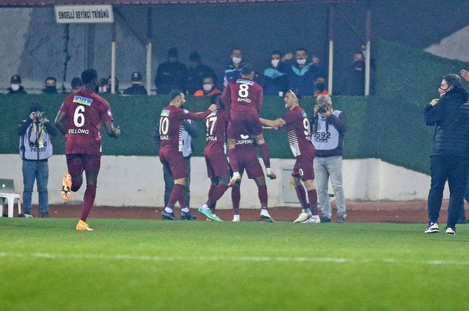 CHP'Lİ PARLAR:HATAYSPOR’U ŞAMPİYONLUK YARIŞI İÇERİSİNDE GÖRÜYORUM!