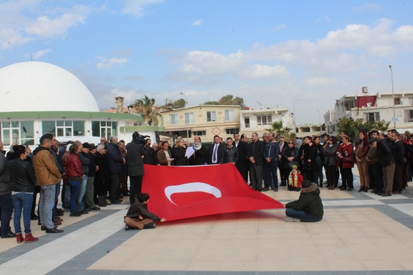 SAMANDAĞ'DAN YÜKSELEN SES:EVİMİZİ,CANIMIZI,MALIMIZI YIKAMAZSINIZ!