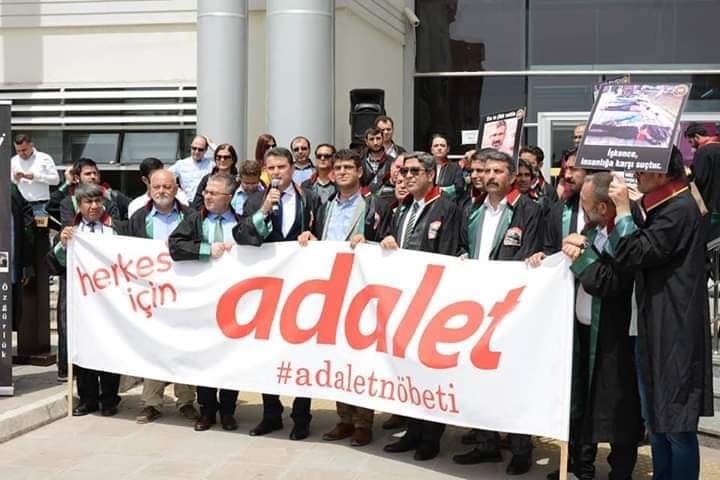 ADALETİN, HUKUKUN ÜSTÜNLÜĞÜNÜN VE İNSAN HAKLARININ YANINDA NÖBETTEYİZ!