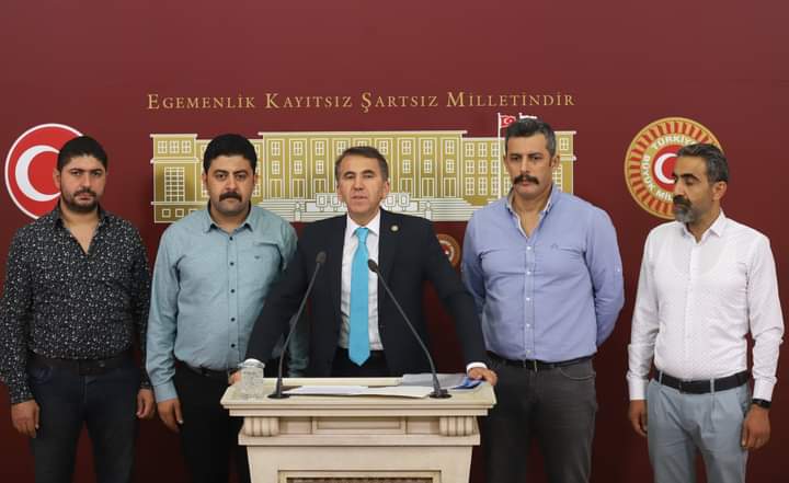 CHP'Lİ SERKAN TOPAL:EĞİTİMİN SORUNU ÇÖZÜLMEDEN HİÇ BİR SORUN ÇÖZÜLEMEZ!