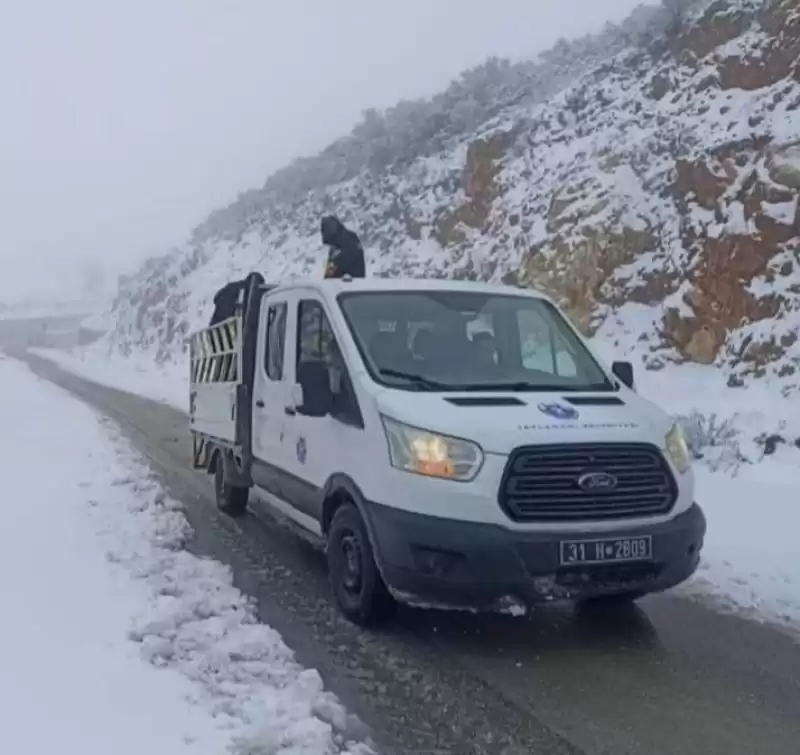 YAYLADAĞI'NDA KARLA KAPLANAN YOLLAR İÇİN ÇALIŞMA BAŞLATILDI!