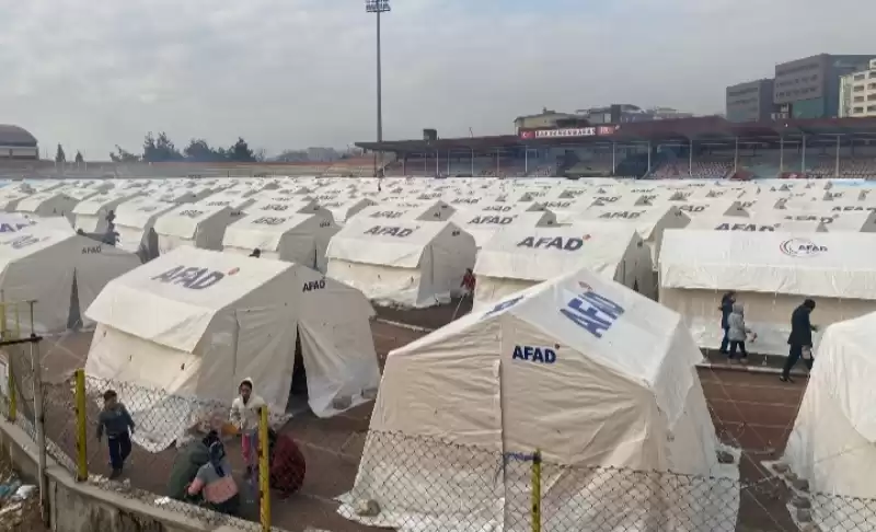 GÜZELMANSUR:HATAY’IN 200 BİN ÇADIR İHTİYACI VAR!