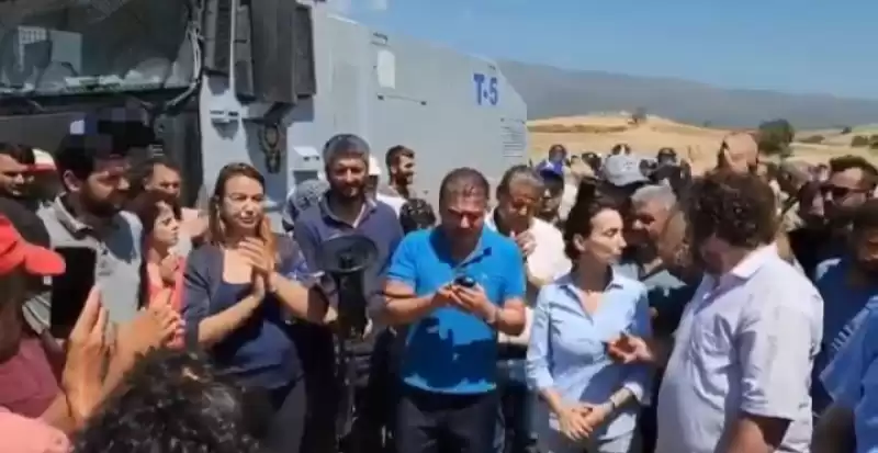 CHP'Lİ VEKİLLER DİKMECE HALKIYLA ORTAK SES OLDULAR!