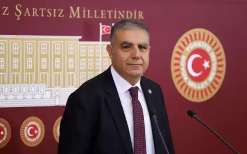 CHP'Lİ GÜZELMANSUR:DEPREMZEDEYE EŞYA YARDIMI NE OLDU?