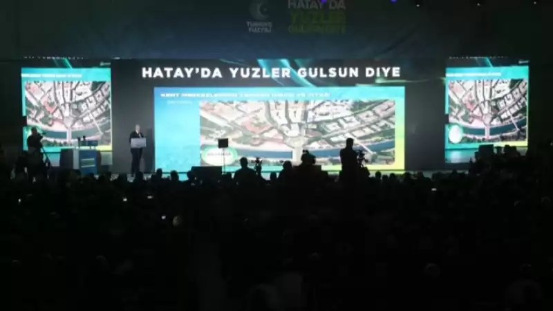 ÖNTÜRK, HATAY'I AYAĞA KALDIRACAK PROJELERİNİ VATANDAŞLARA ANLATTI!