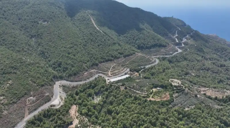 HBB’NİN DÖKTÜĞÜ ASFALT HATAY’DAN İSTANBUL’A YOL OLUR!