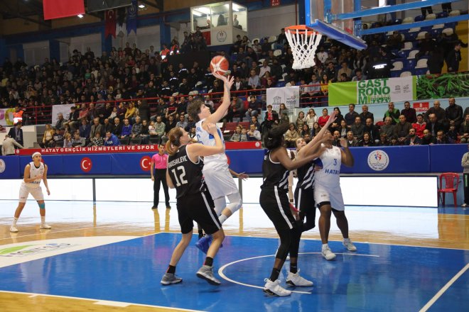 MELEKLER GALİBİYET SAYISINI 14'E ÇIKARDI!