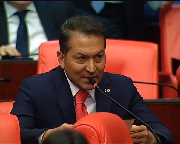 ERTEM:YANDAŞ TÜCCARLARA ÇİFTÇİYİ PEŞKEŞ ÇEKTİRMEKTEN...