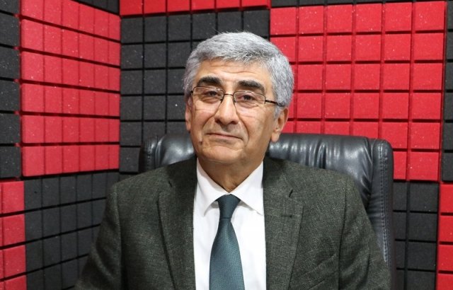 CHP'Lİ PARLAR:UĞUR MUMCU’YU VE TÜM DEMOKRASİ  ŞEHİTLERİMİZİ MİNNET VE ÖZLEMLE ANIYORUZ!